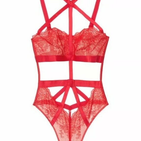M Victoria's Secret Teddy Bodysuit Red Bandeau Thong Red Lace Strappy NWOTs - Picture 2 of 5